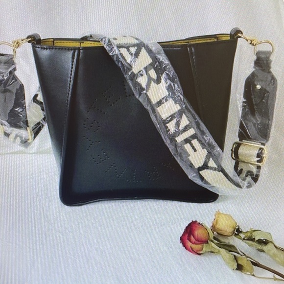 Stella McCartney Logo Crossbody Bag Black - Picture 2 of 11